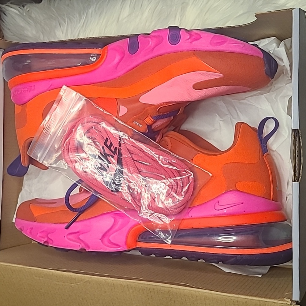 Nike Pink and Orange Sneakers Lightweight Performance - Picture 15 of 16